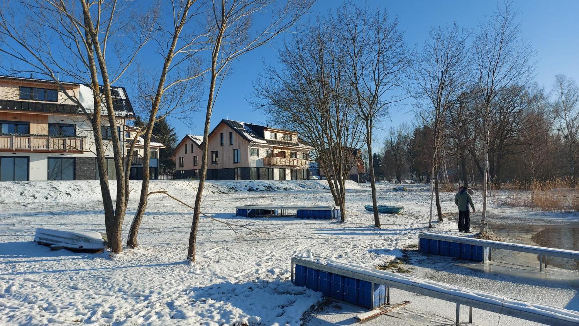 Lipno Apartments Bergmax, Ski Areal Lipno 16Min Dojezd - Resort Male Lipno S Terasou A Zahradkou, Parking Free Černá v Pošumaví المظهر الخارجي الصورة