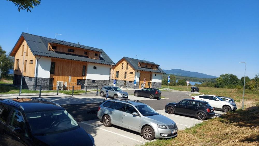 Lipno Apartments Bergmax, Ski Areal Lipno 16Min Dojezd - Resort Male Lipno S Terasou A Zahradkou, Parking Free Černá v Pošumaví المظهر الخارجي الصورة