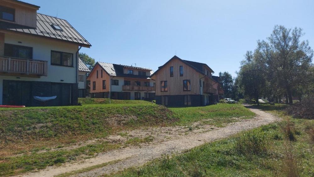 Lipno Apartments Bergmax, Ski Areal Lipno 16Min Dojezd - Resort Male Lipno S Terasou A Zahradkou, Parking Free Černá v Pošumaví المظهر الخارجي الصورة